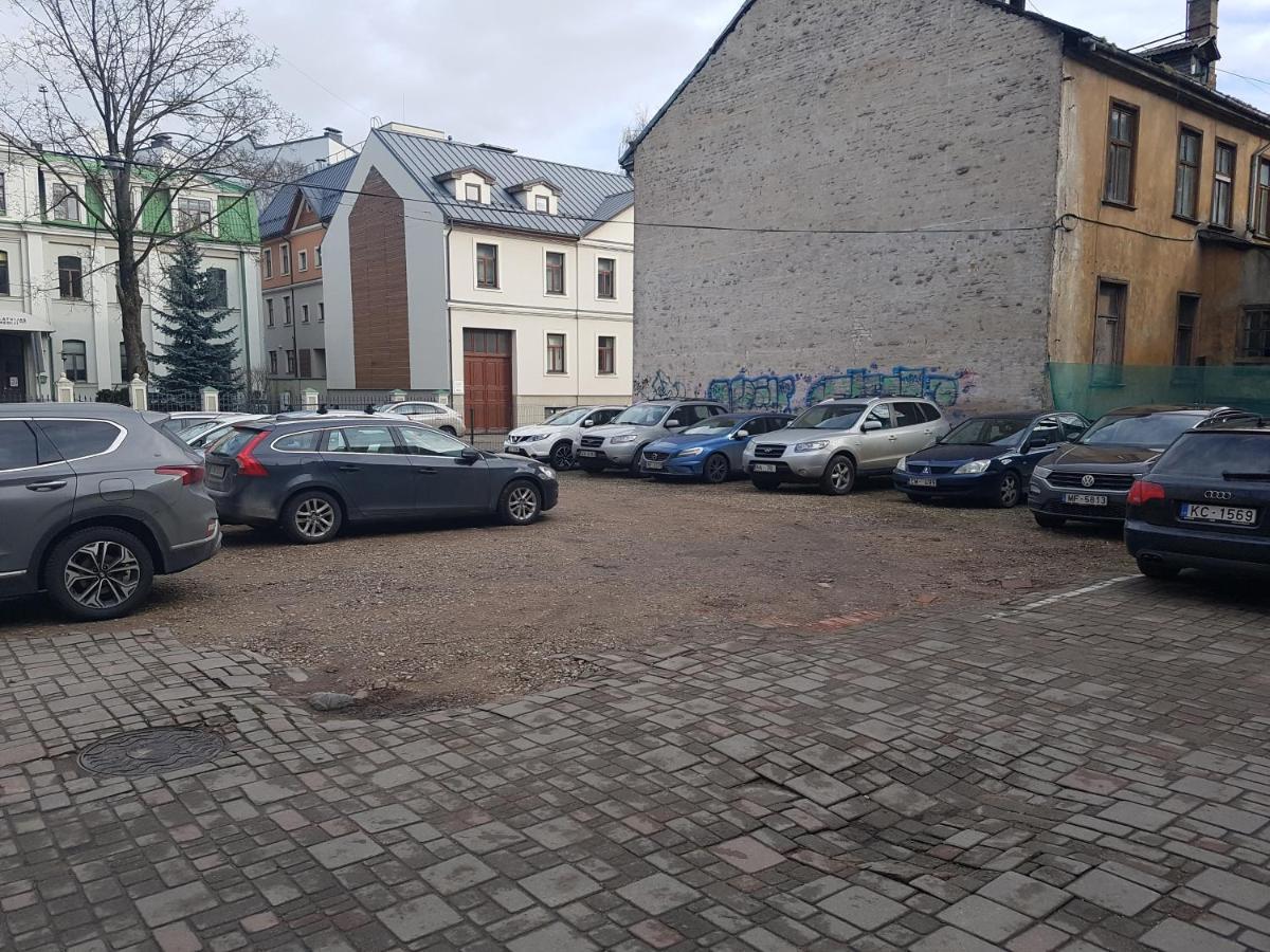 Lucky Hostel